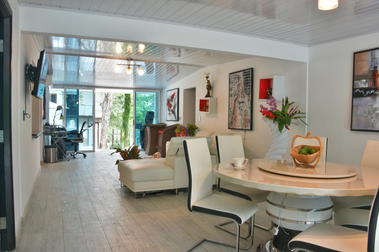 La Romantica Bed & Breakfast 5*